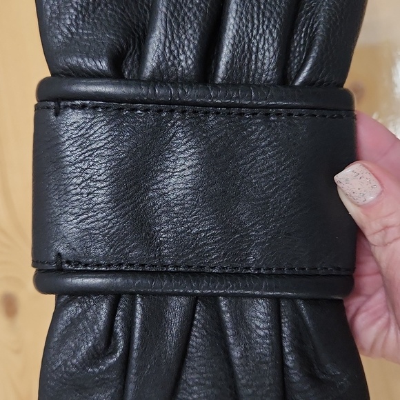 Banana Republic Bow Clutch Wallet Leather Black - Picture 12 of 15